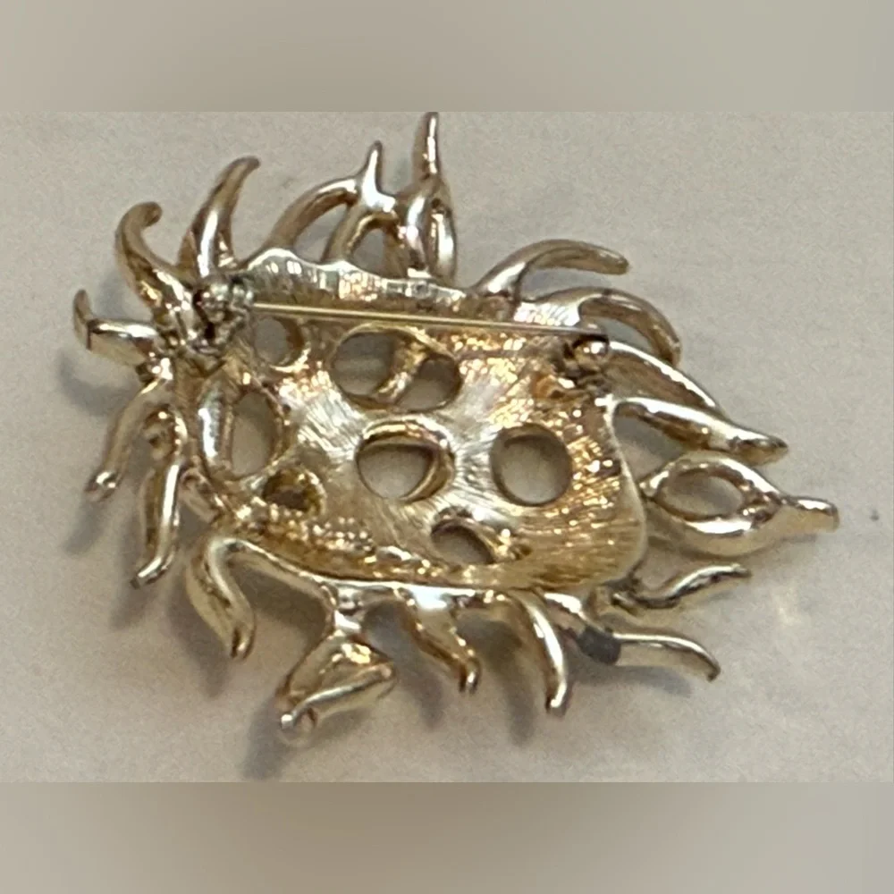 Vtg 70s Sarah Coventry Sea Urchin Brooch Pin‎ Gold Tone Metal Mixed Texture 3-D